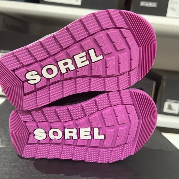 Brand New Sorel Kid's Whitney II Strap Waterproof Boots sz 5 - Picture 7 of 7